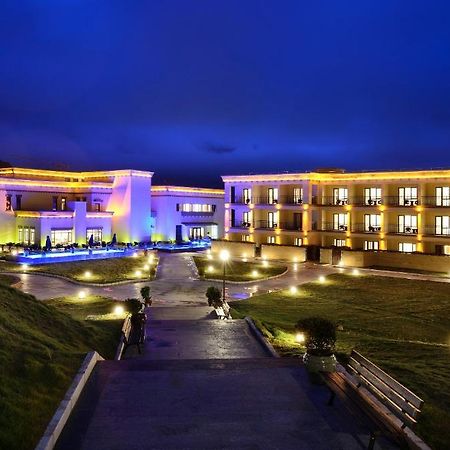 High Mountain Resort-Deqin Deqen Esterno foto
