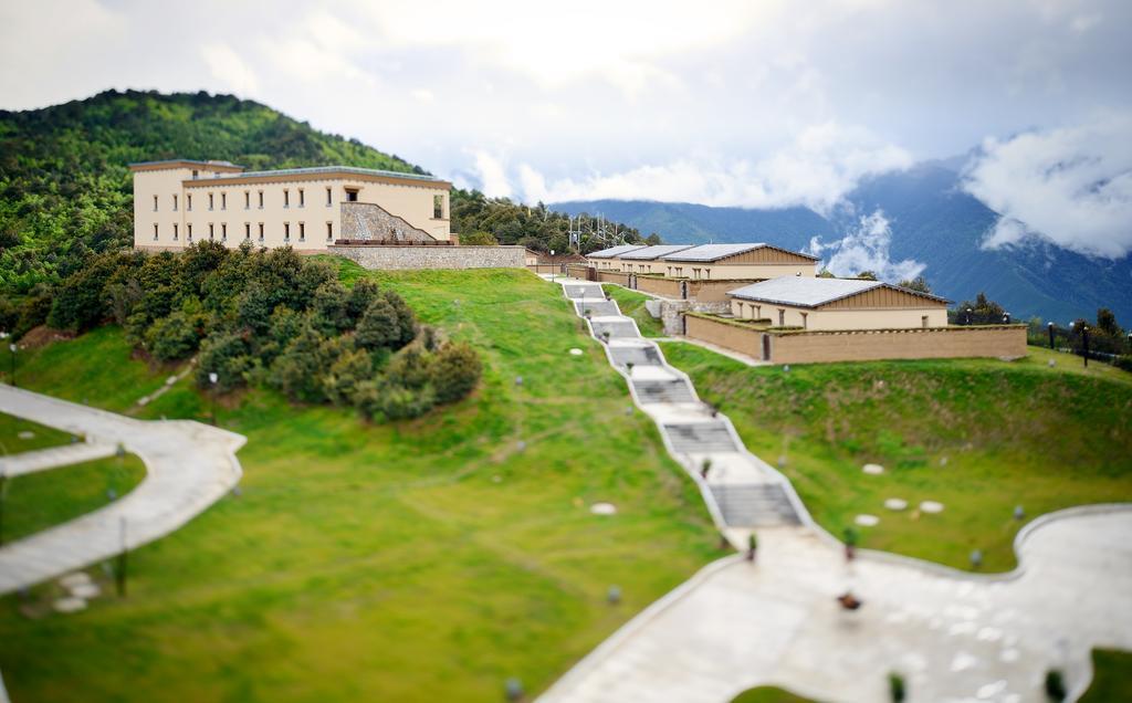 High Mountain Resort-Deqin Deqen Esterno foto